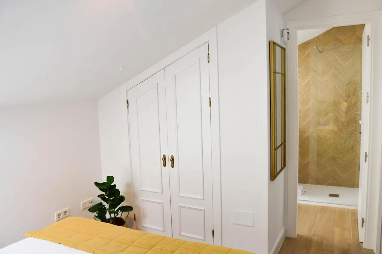 Apartamento Holidays2Malaga Trinidad Renovated 1 Bedroom Penthouse Close To City Center